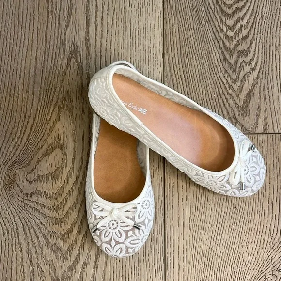 American Eagle White Ballet Flats Size 1 - Picture 1 of 5